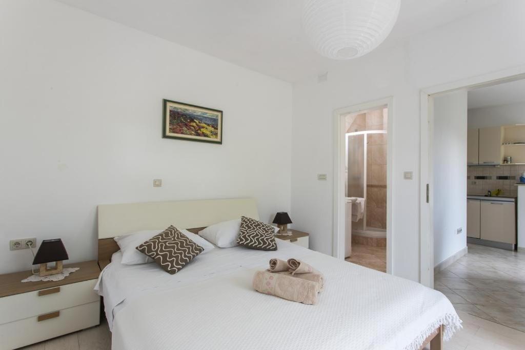 Apartments Maria Donje Celo ภายนอก รูปภาพ