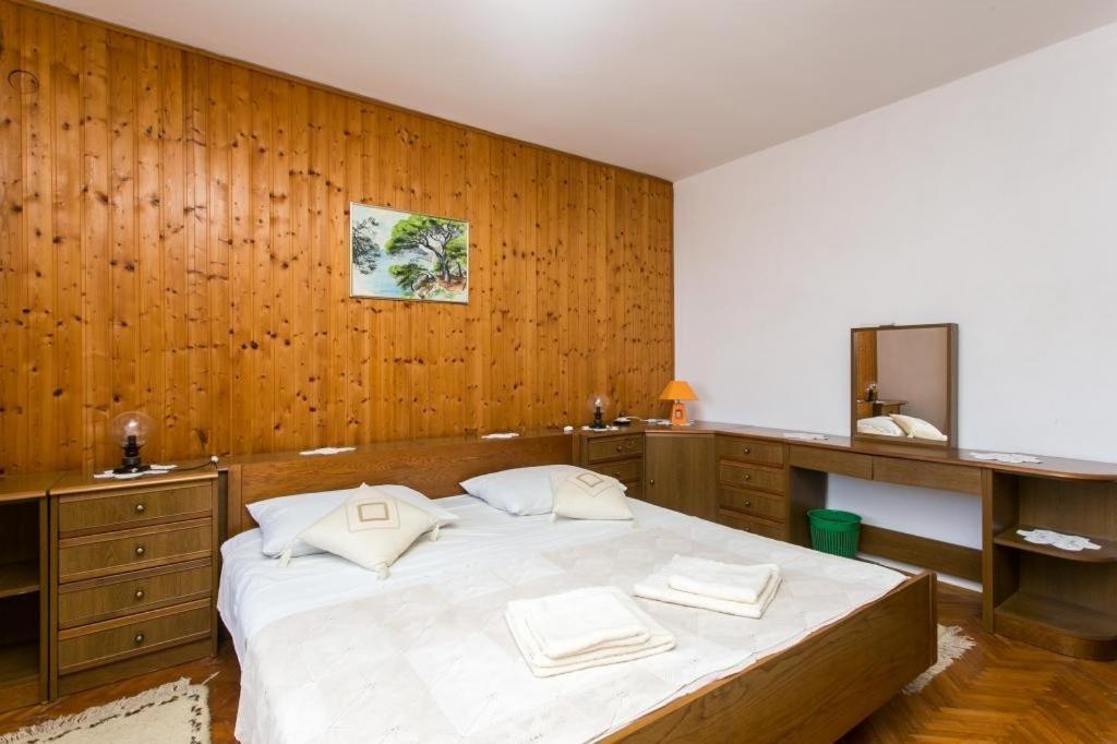 Apartments Maria Donje Celo ภายนอก รูปภาพ